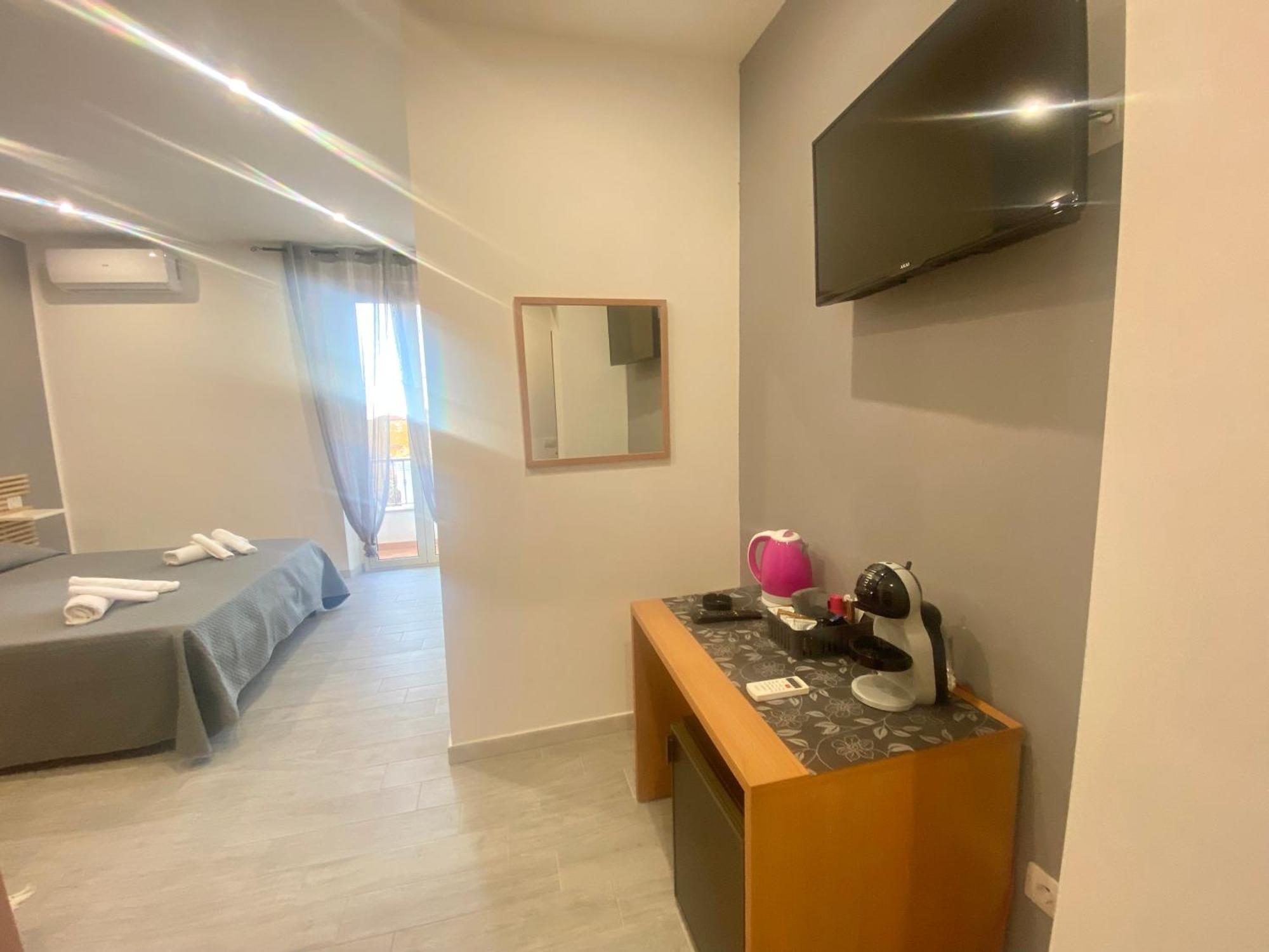 Glicine Hotel ปาร์เกลียา ภายนอก รูปภาพ